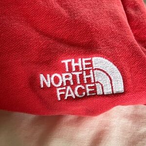 🦑 WOMENS NORTH FACE SHORTS🦑